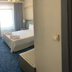 Acar Hotell 3*