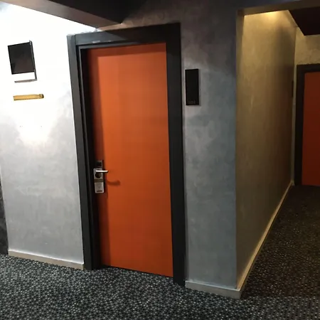 Acar Hotell 3*